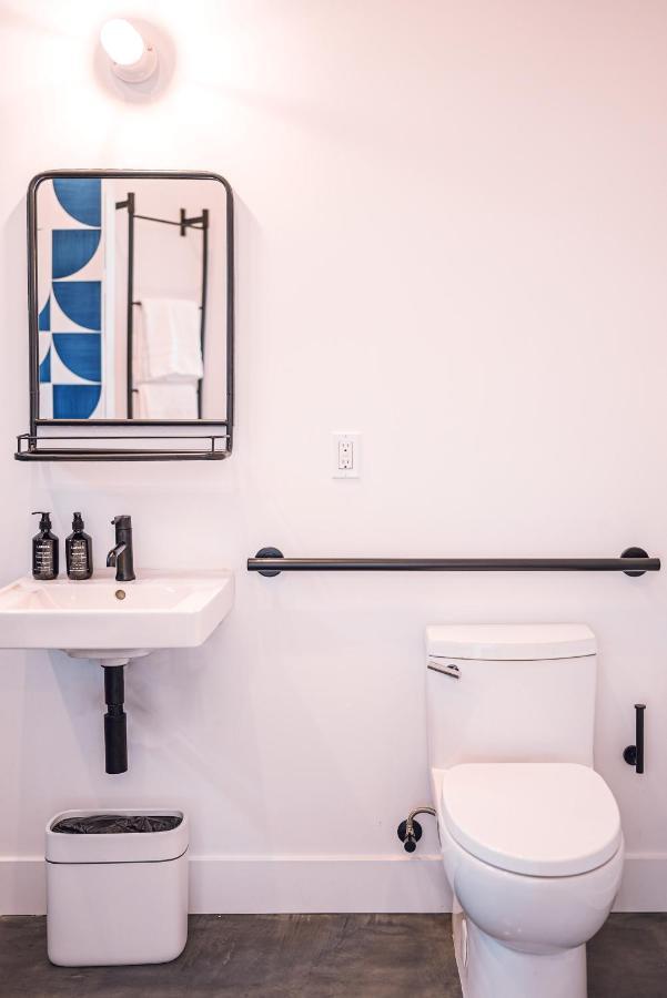 Funboard Room Includes King Bed And Mini Kitchenette スティンソン・ビーチ エクステリア 写真